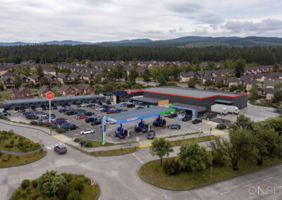 Centro Comercial y Estacion de Servicio Los Notros, Puerto Montt